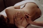 Těhotenská aromaterapeutická masáž